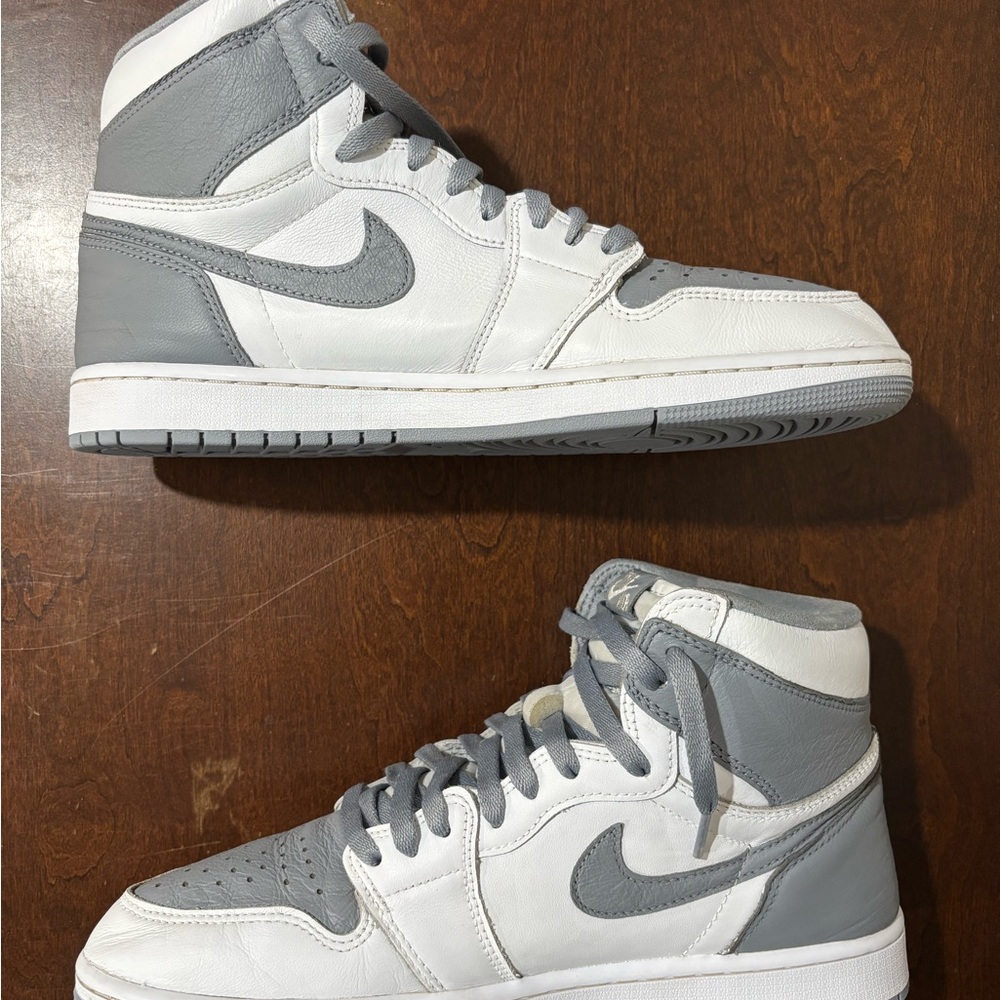Jordan 1 High OG Stealth - men 10.5 (creases, repainted) - Picture 3 of 12